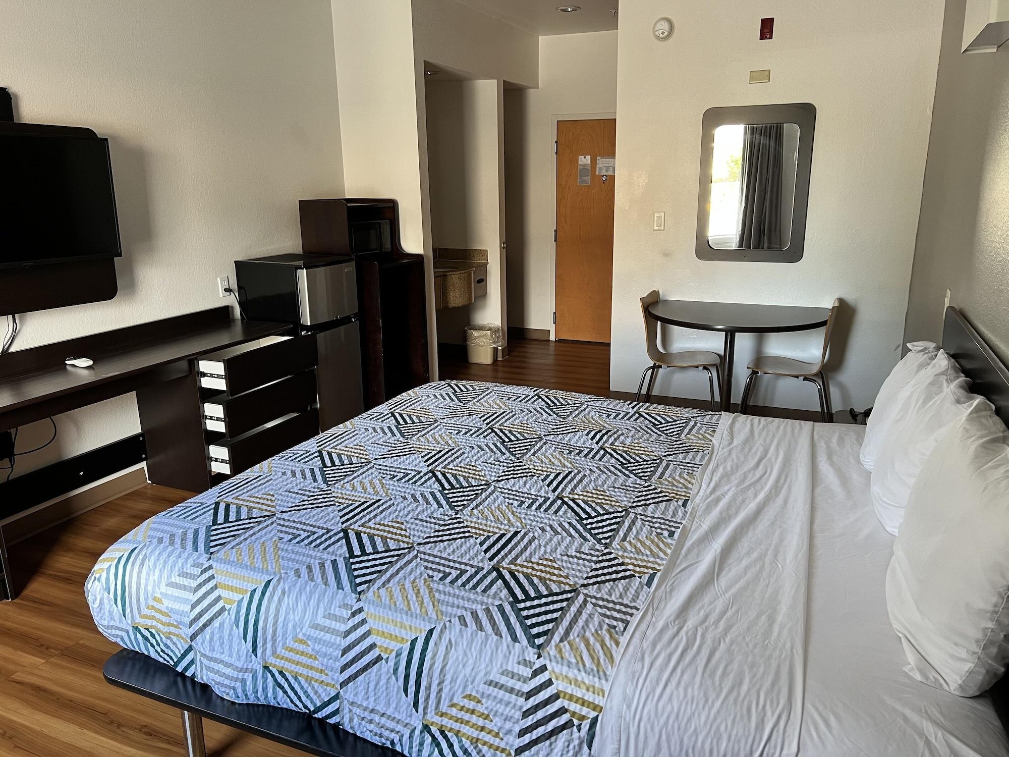 Quality Inn & Suites Biloxi Exteriör bild