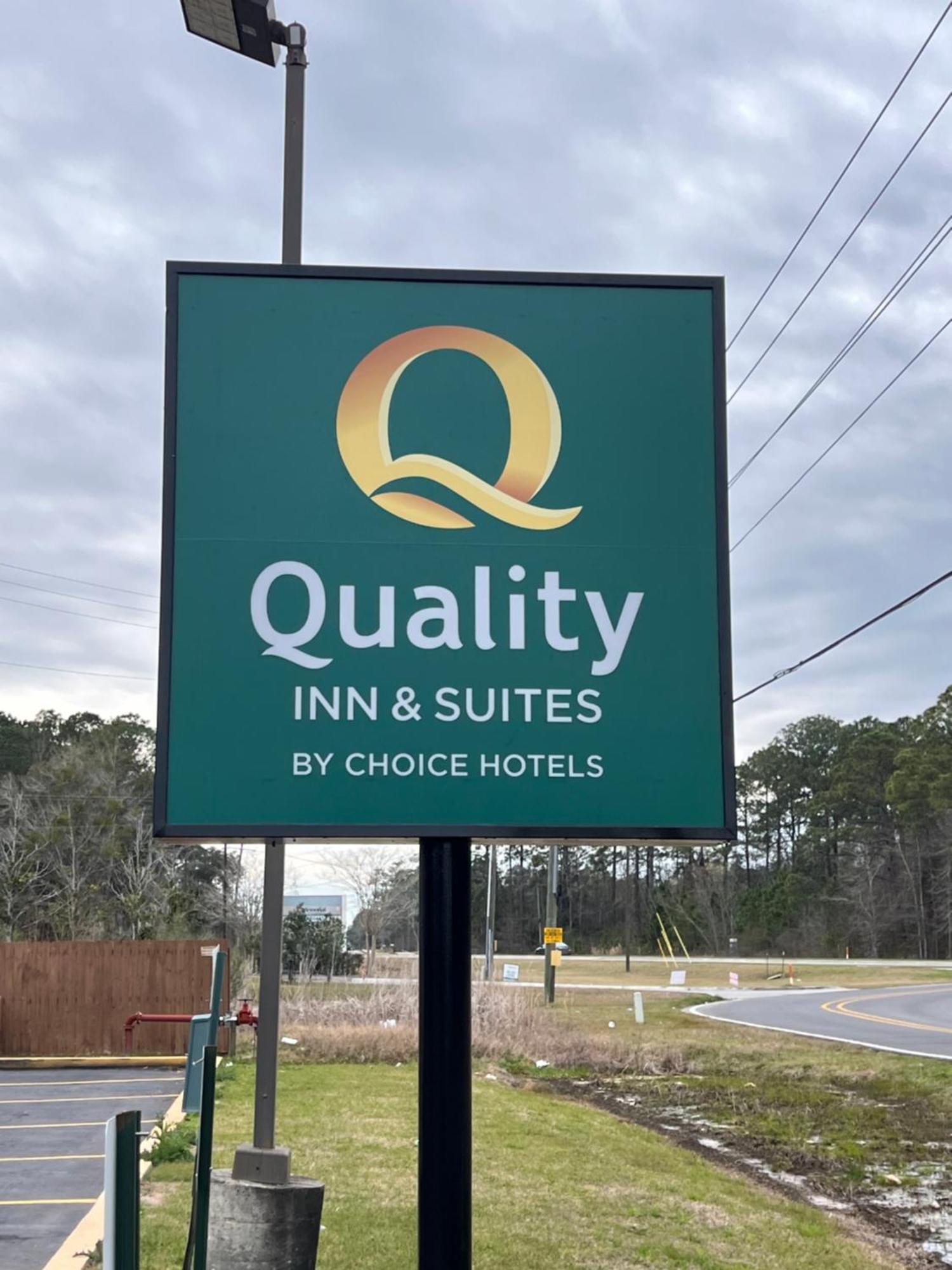 Quality Inn & Suites Biloxi Exteriör bild