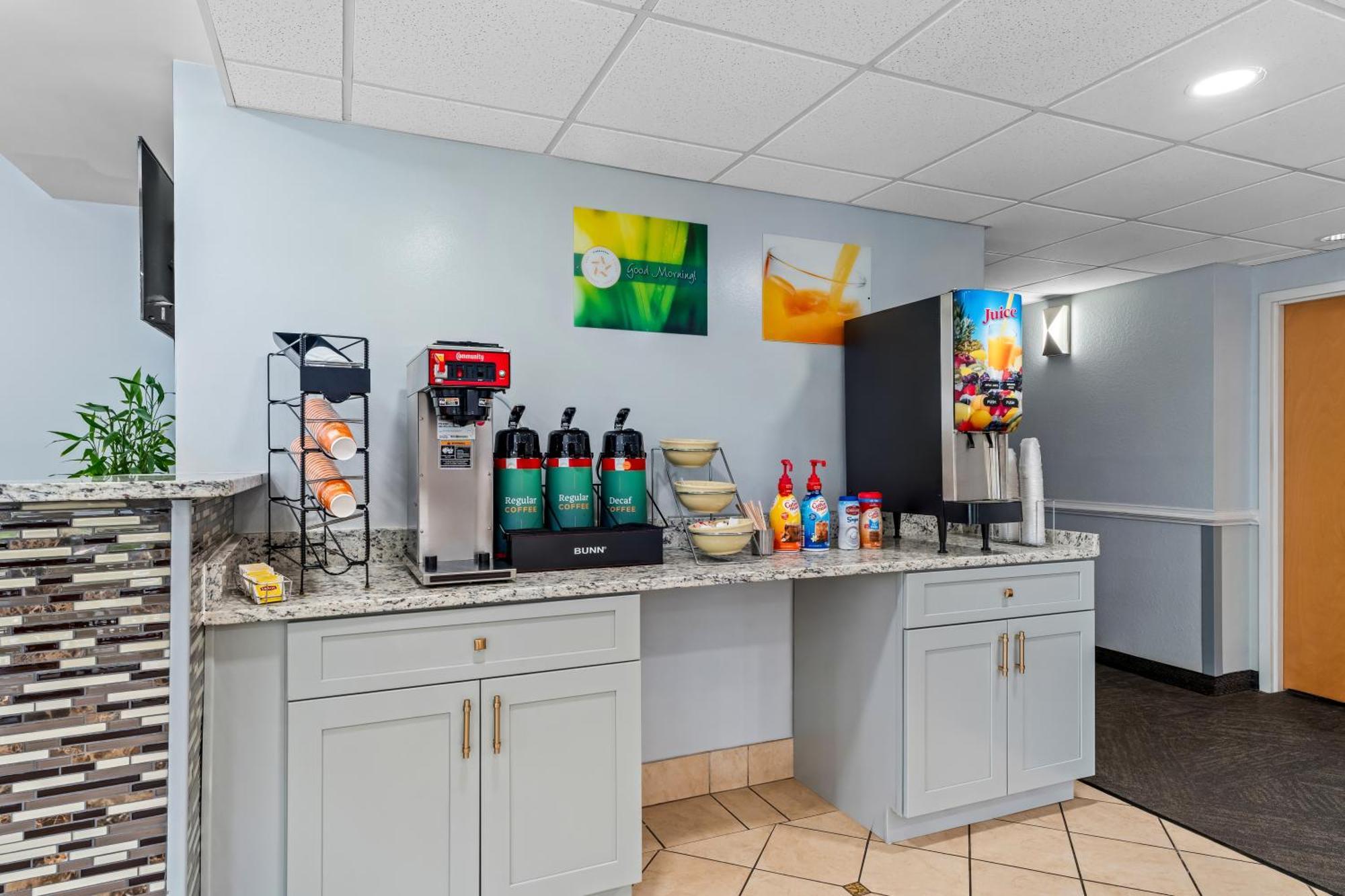 Quality Inn & Suites Biloxi Exteriör bild