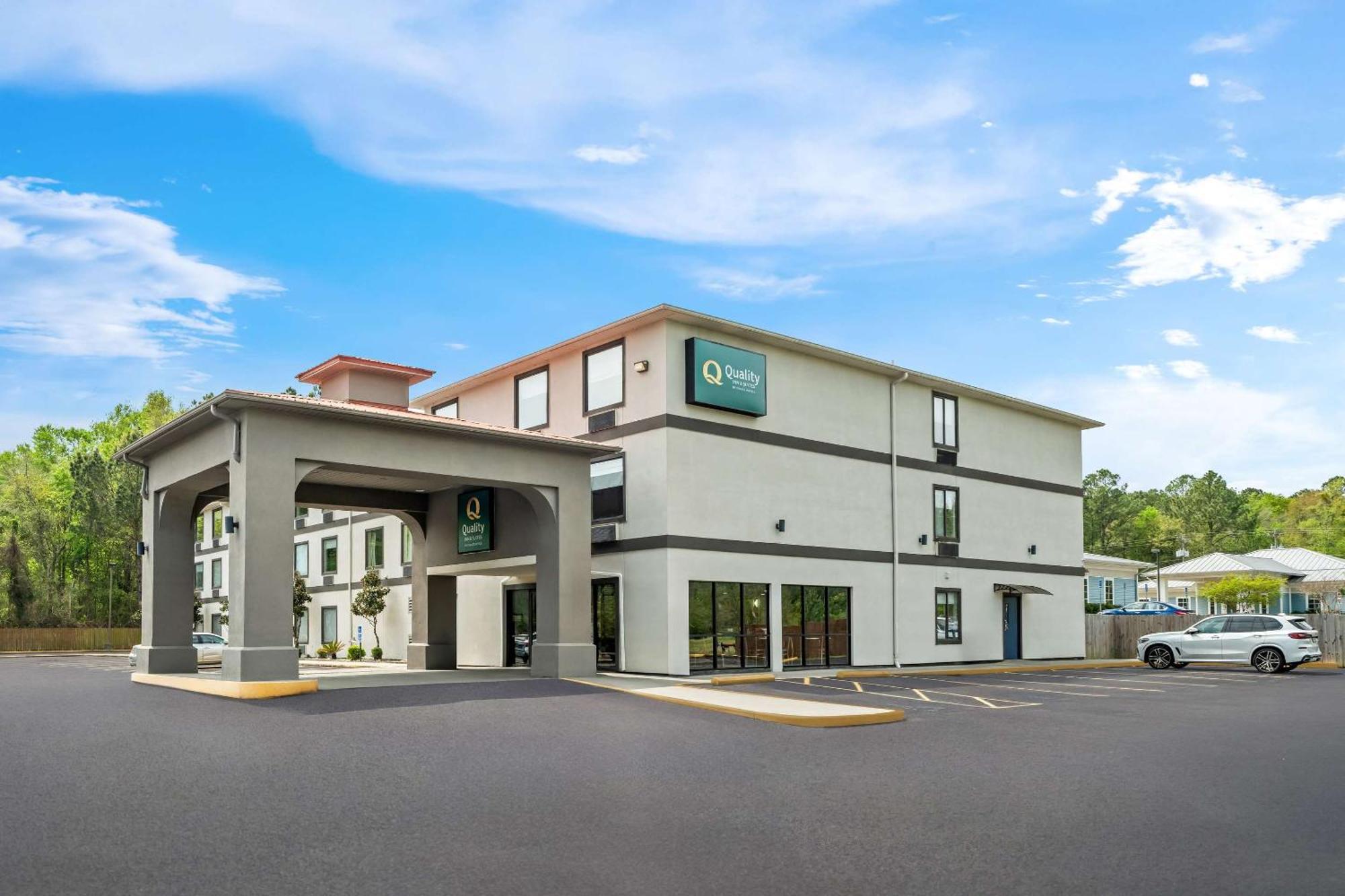 Quality Inn & Suites Biloxi Exteriör bild